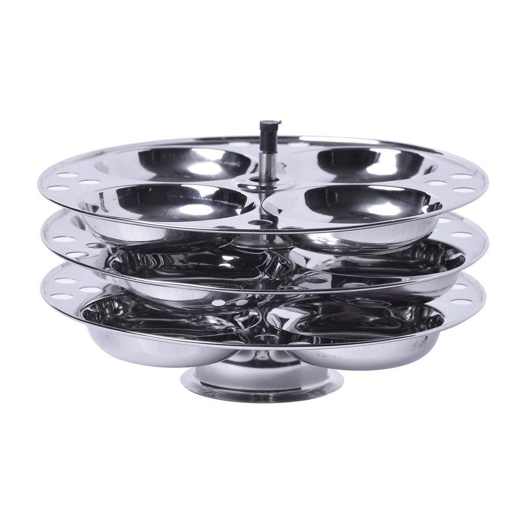Embassy Deluxe Idli Stand, Details: Close-up of stainless steel idli plate with 4 cavities