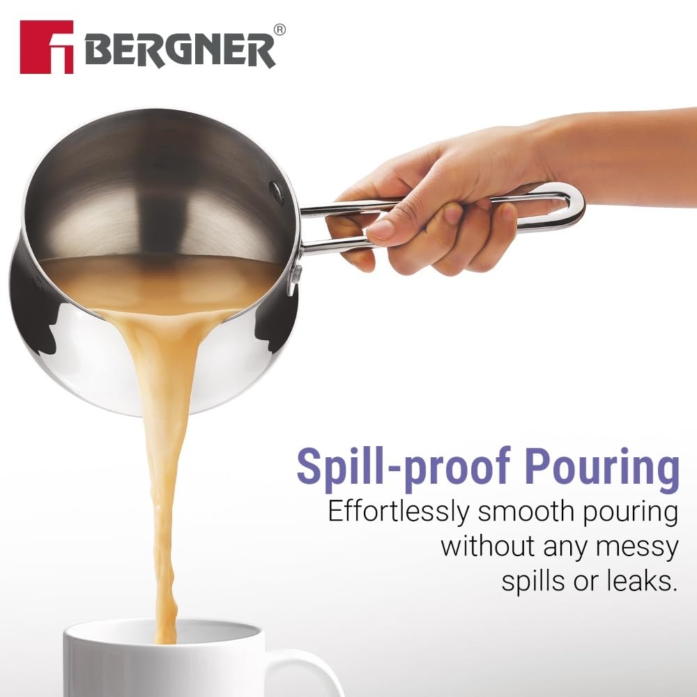 Bergner pot with spout pouring liquid into a cup, emphasizing spill-proof design. 800l