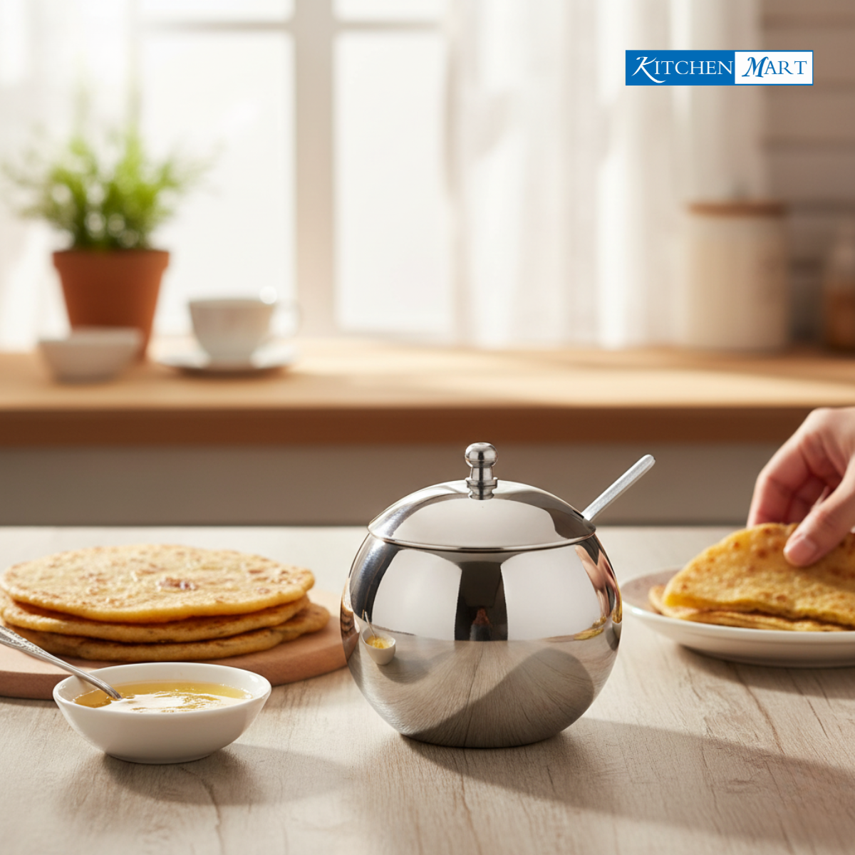 Small and big size ball ghee pots showing 120ml and 320ml capacity options