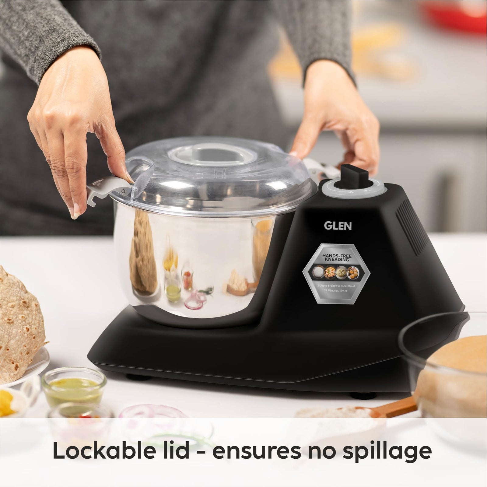 See-through lockable lid of the Glen Atta Kneader Dough Maker SA-3032DMBL showing dough inside