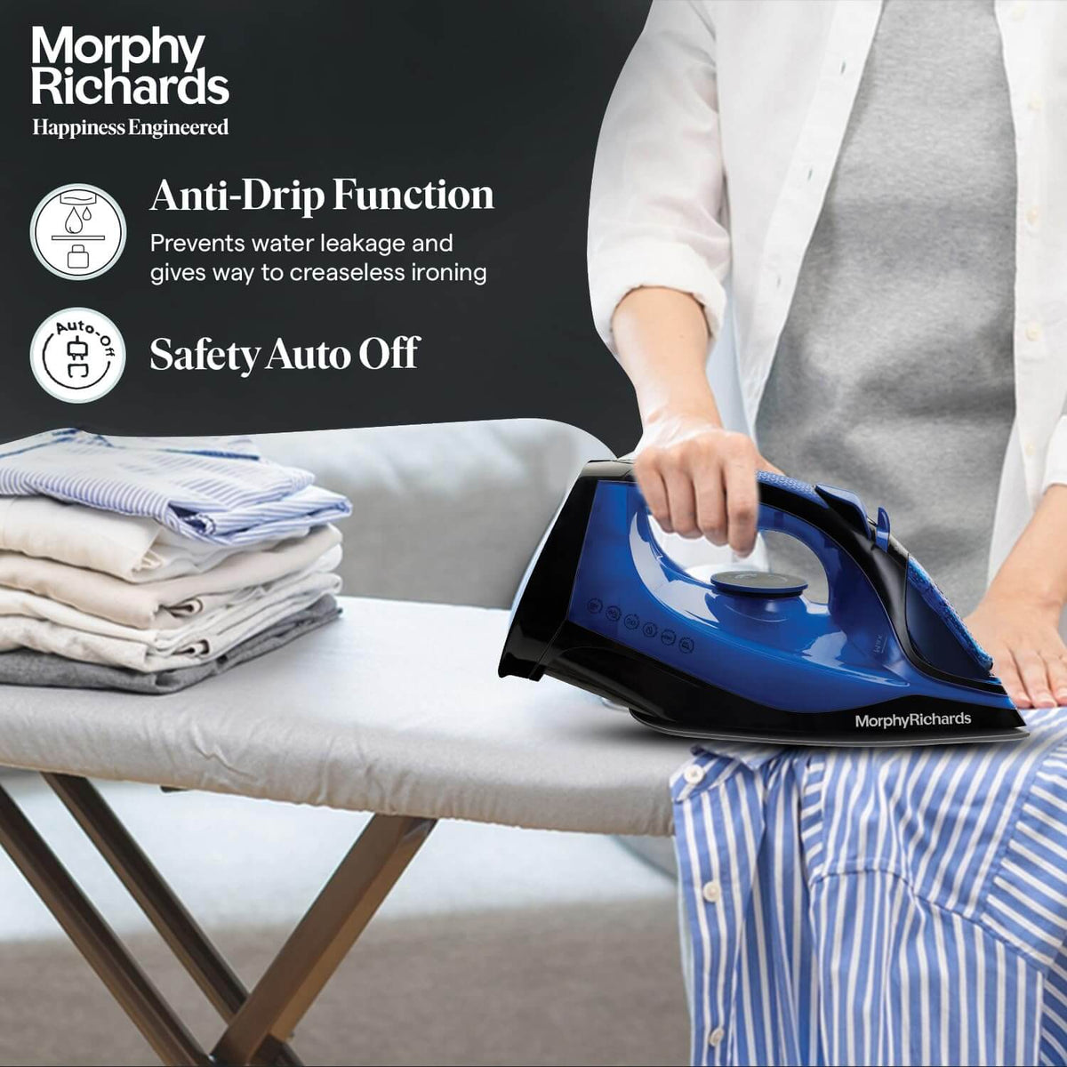 Self-cleaning cordless steam iron with 20g/min steam output on base station