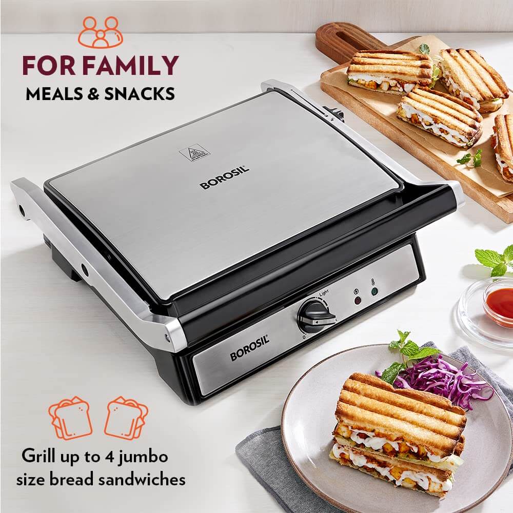 Borosil Super Jumbo 4-Sandwich Grill Maker cooking 4 jumbo sandwiches, perfect for family meals and snacks.