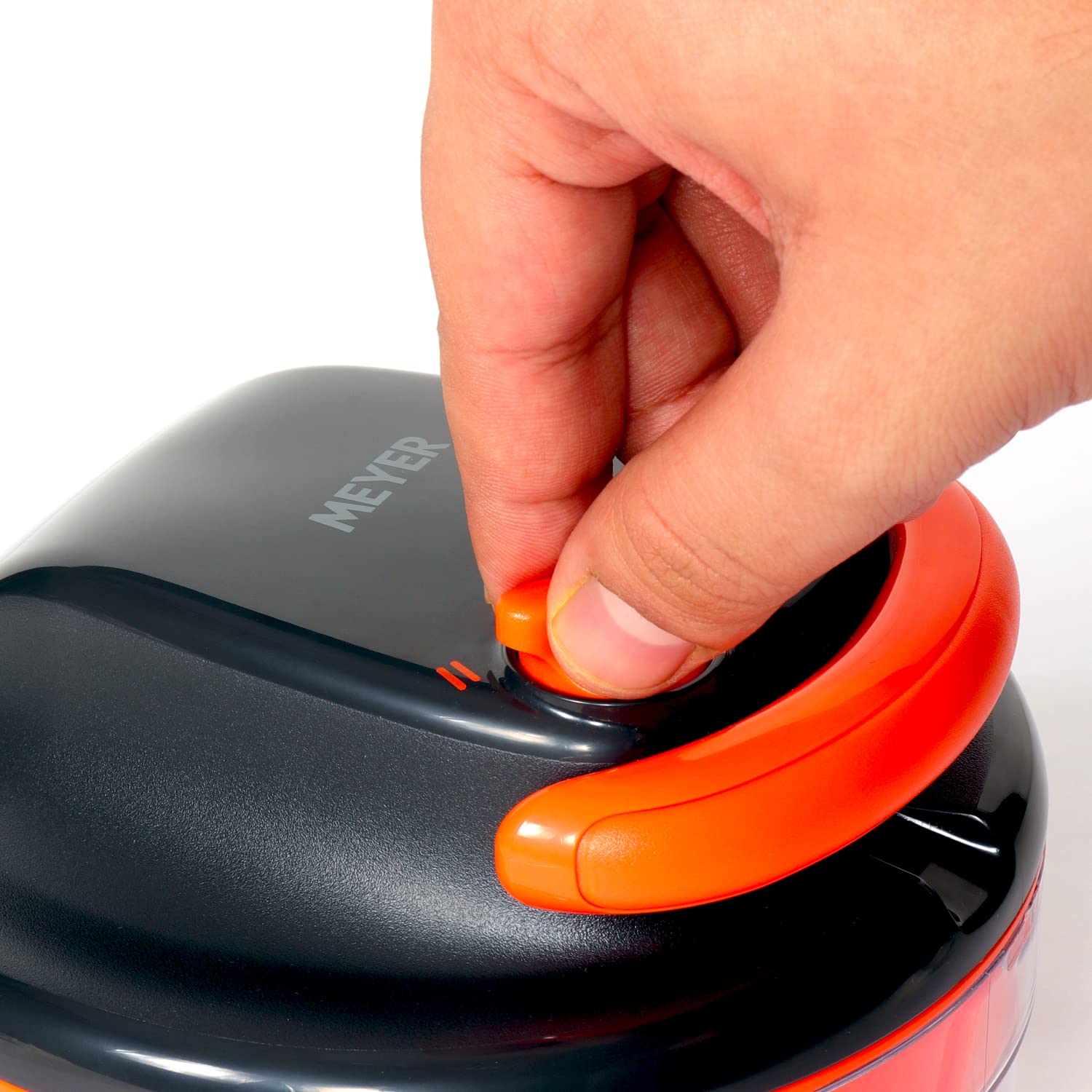 Ergonomic Meyer pull cord chopper with 400ml bowl capacity for family meals