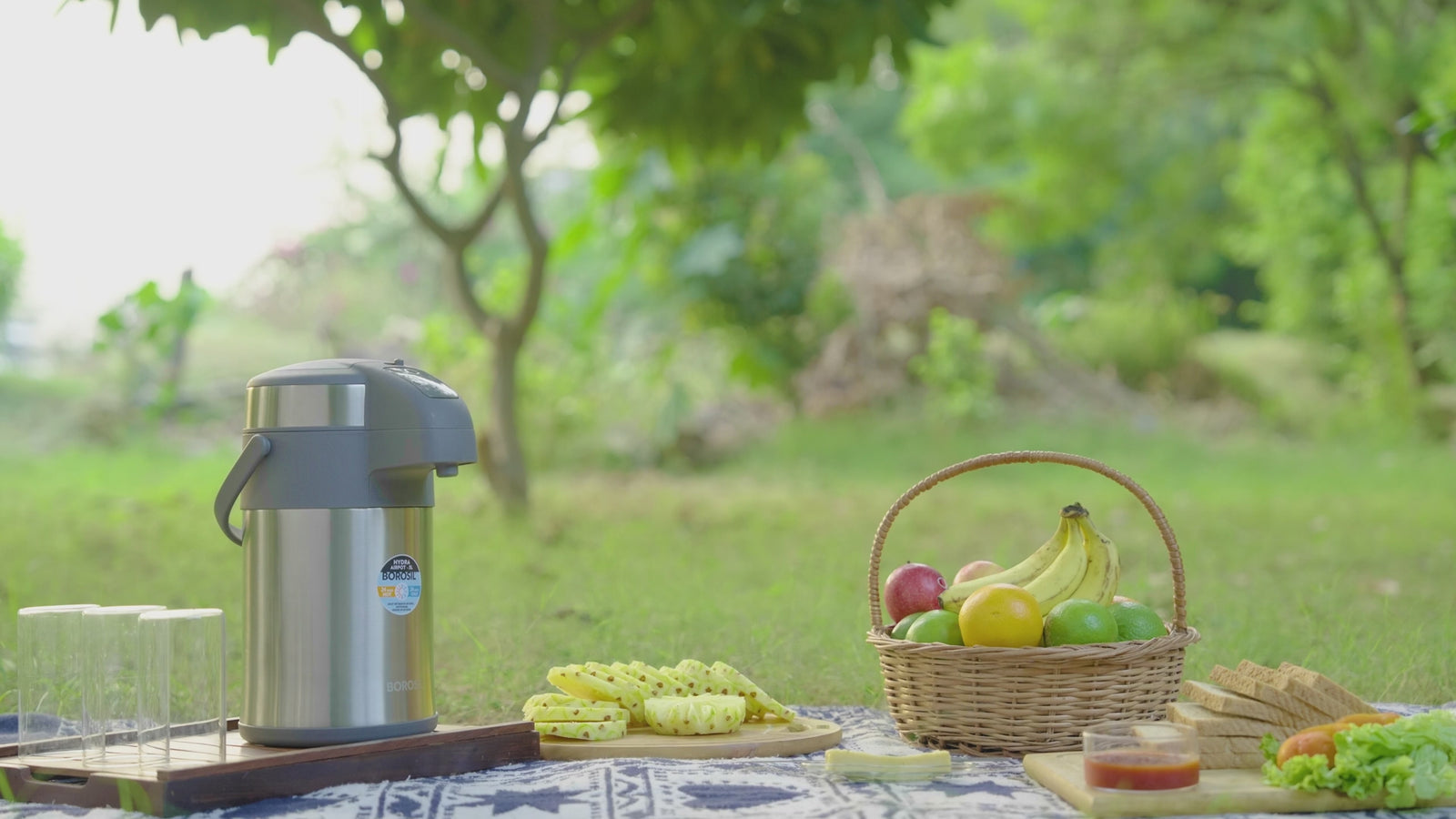 Borosil Hydra Airpot 3 L Stainless Steel Vacuum Insulated Beverage Dispenser with Handle, Pump, 360° Rotation Mechanism & Safety Lock, Leak Proof 24 Hrs Hot & Cold Tea/Coffee Serving Thermos Flask